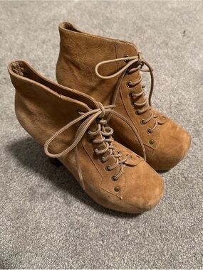 Women's Lace-Up Suede Ankle Boots in Brown